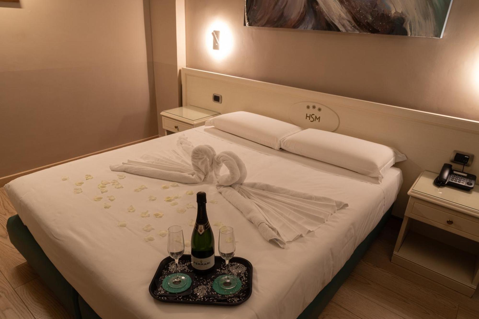 Hotel Santa Maura โรม ภายนอก รูปภาพ